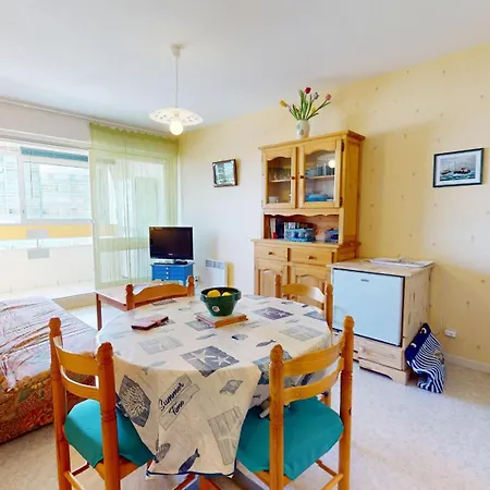 Pavois D Azur - Vue A 100m Daire